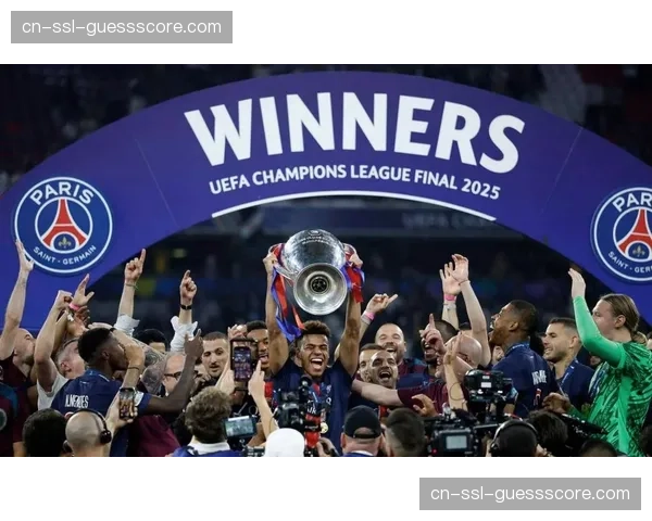 欧冠四分之一决赛抽签揭晓，巴黎将面对曼城