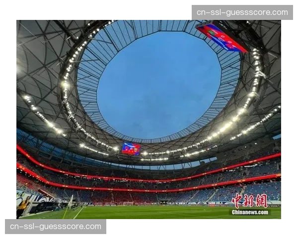 世界杯附加赛作为场馆测试赛,两座球场吸引超16万球迷观赛 世界杯附加赛作为场馆测试赛,两座球场吸引超16万球迷观赛